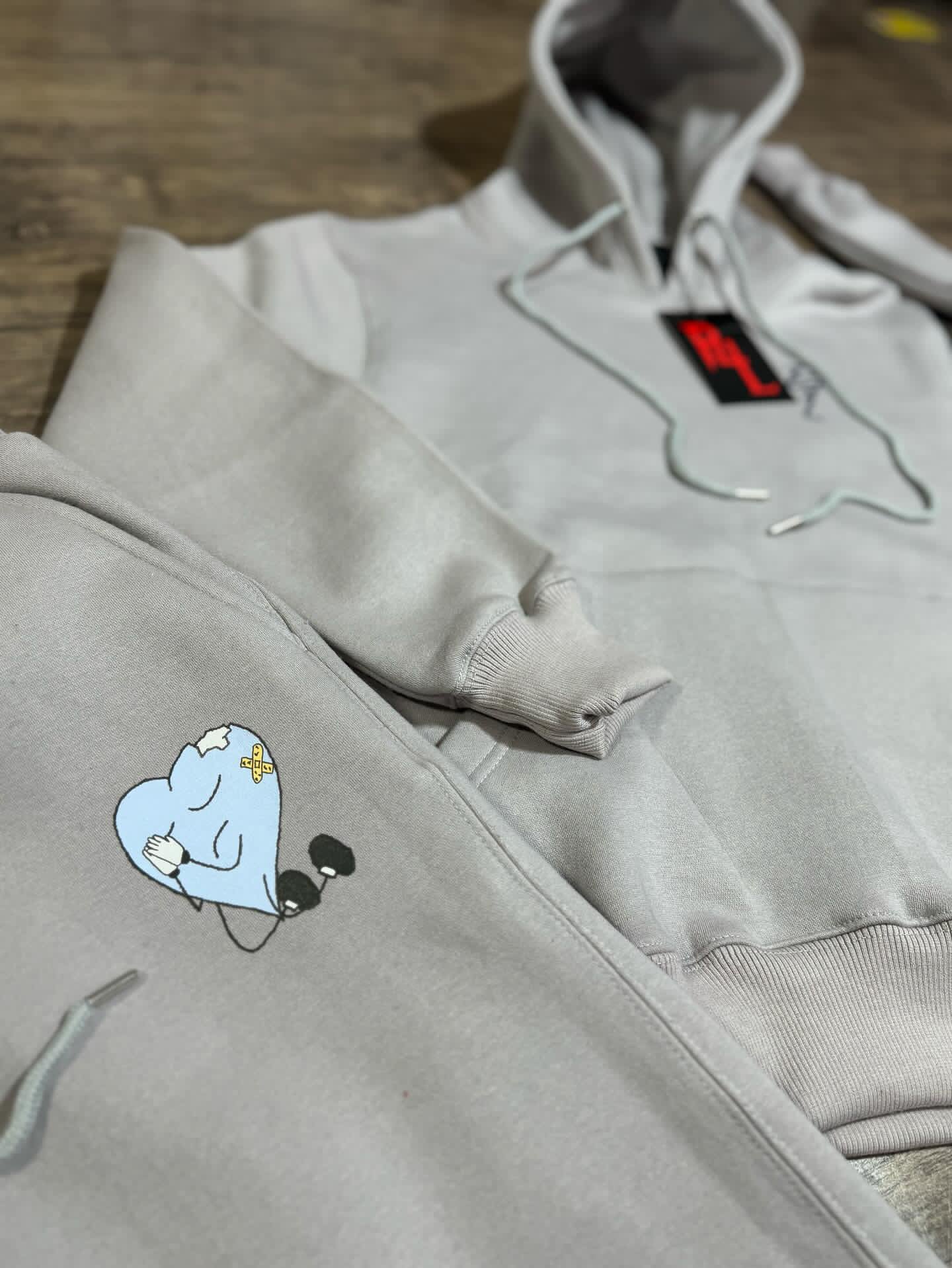 Gray ‘Luv Island’ Sweatsuit